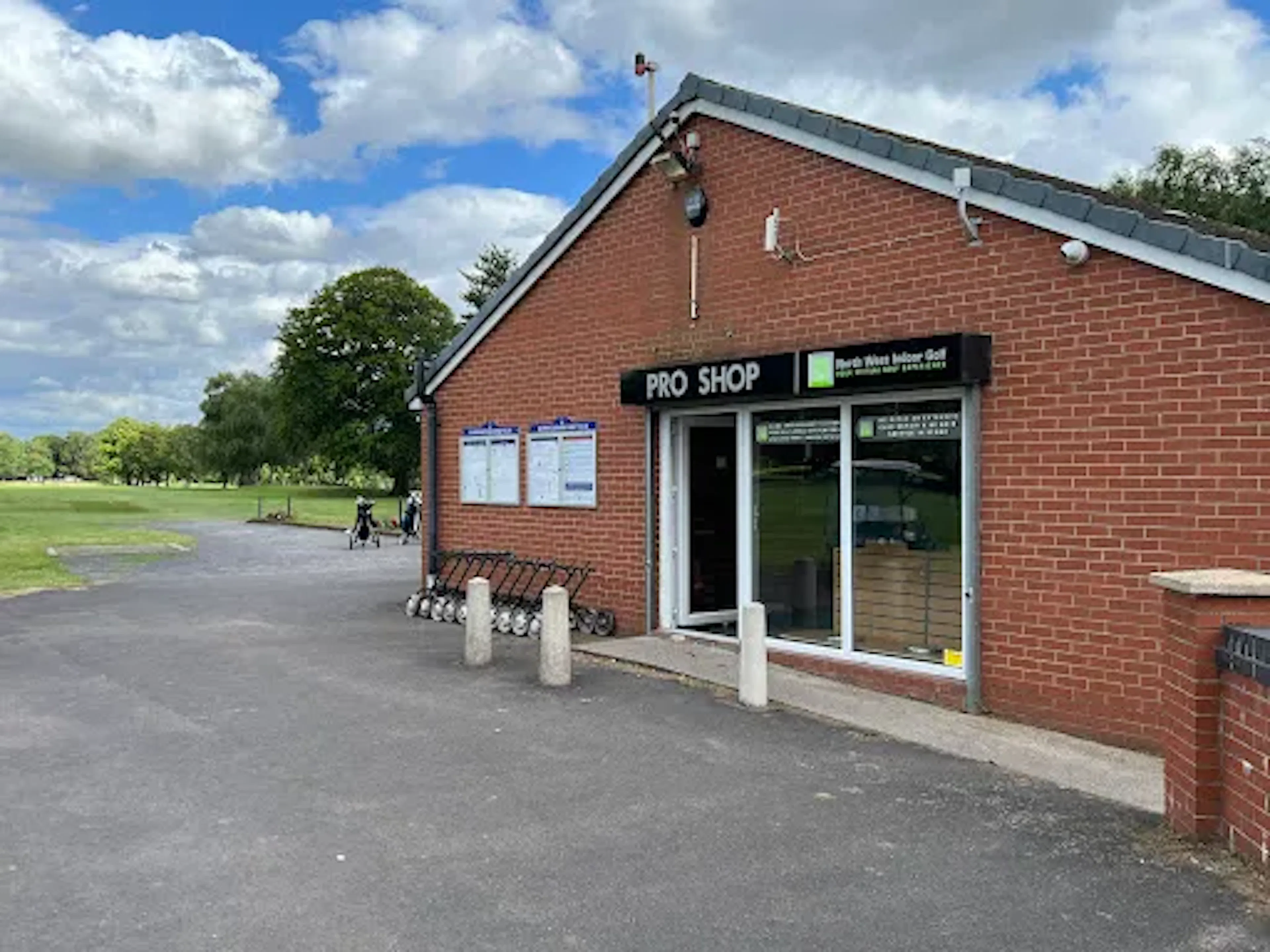 north west indoor golf haydock park