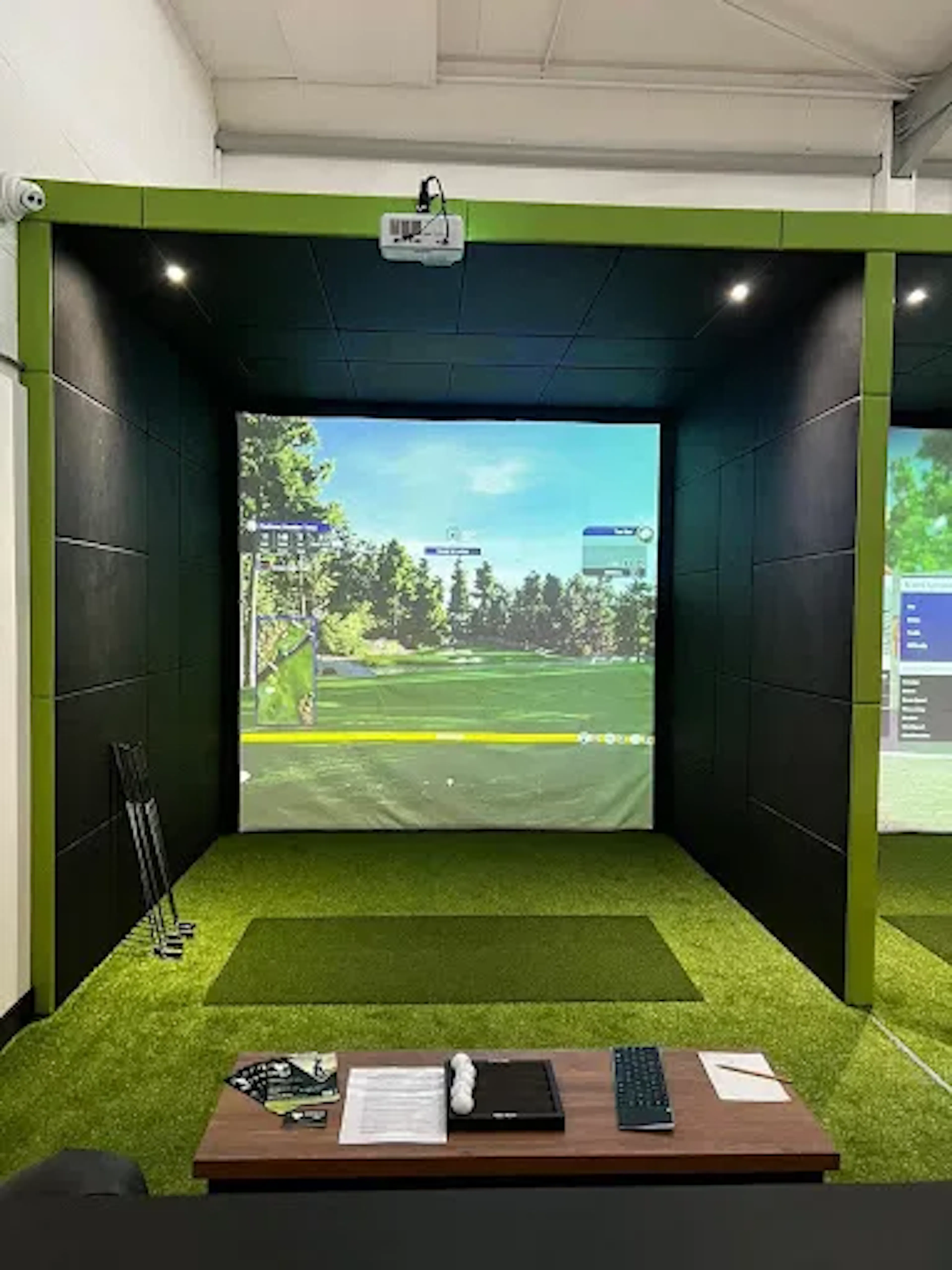 unique indoor golf ltd