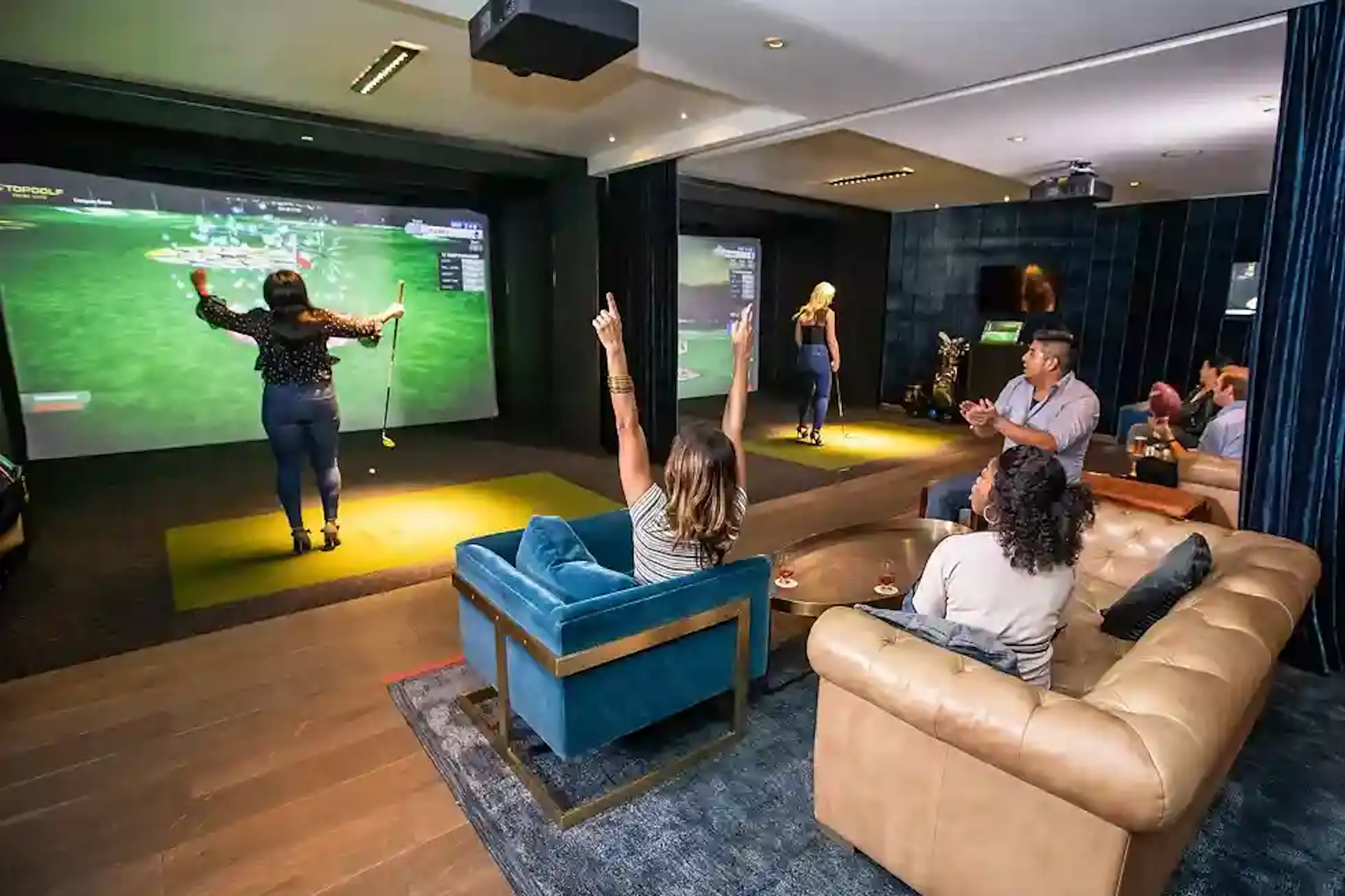 topgolf swing suite chicago