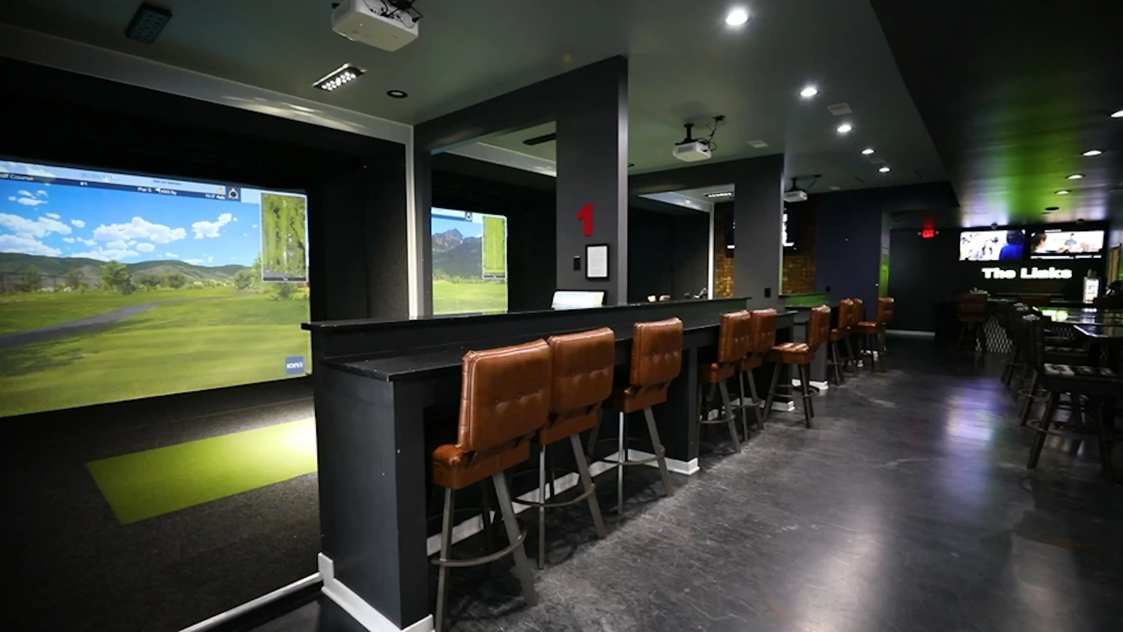 the links nwi indoor golf simulators