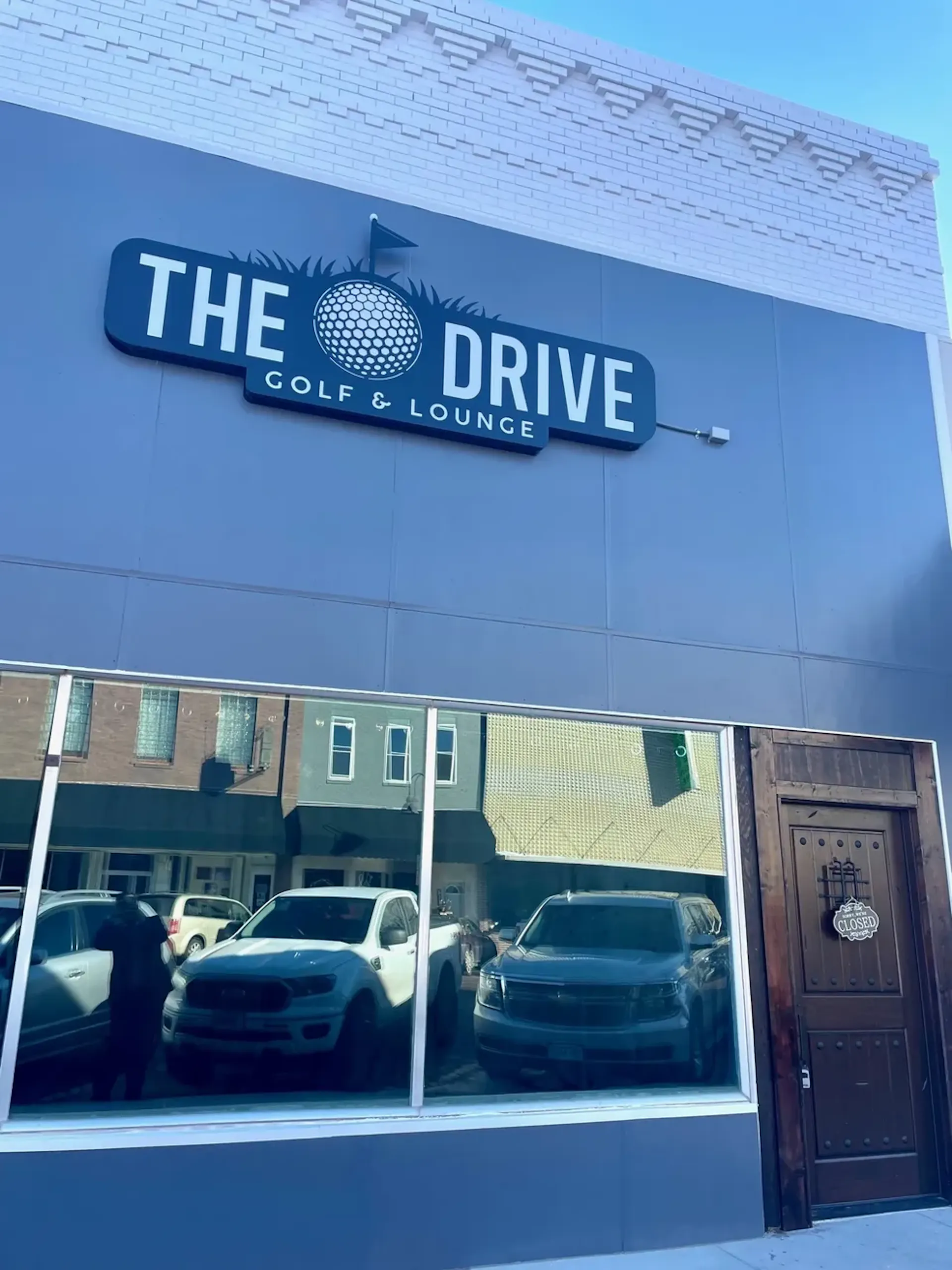 the-drive-golf-lounge