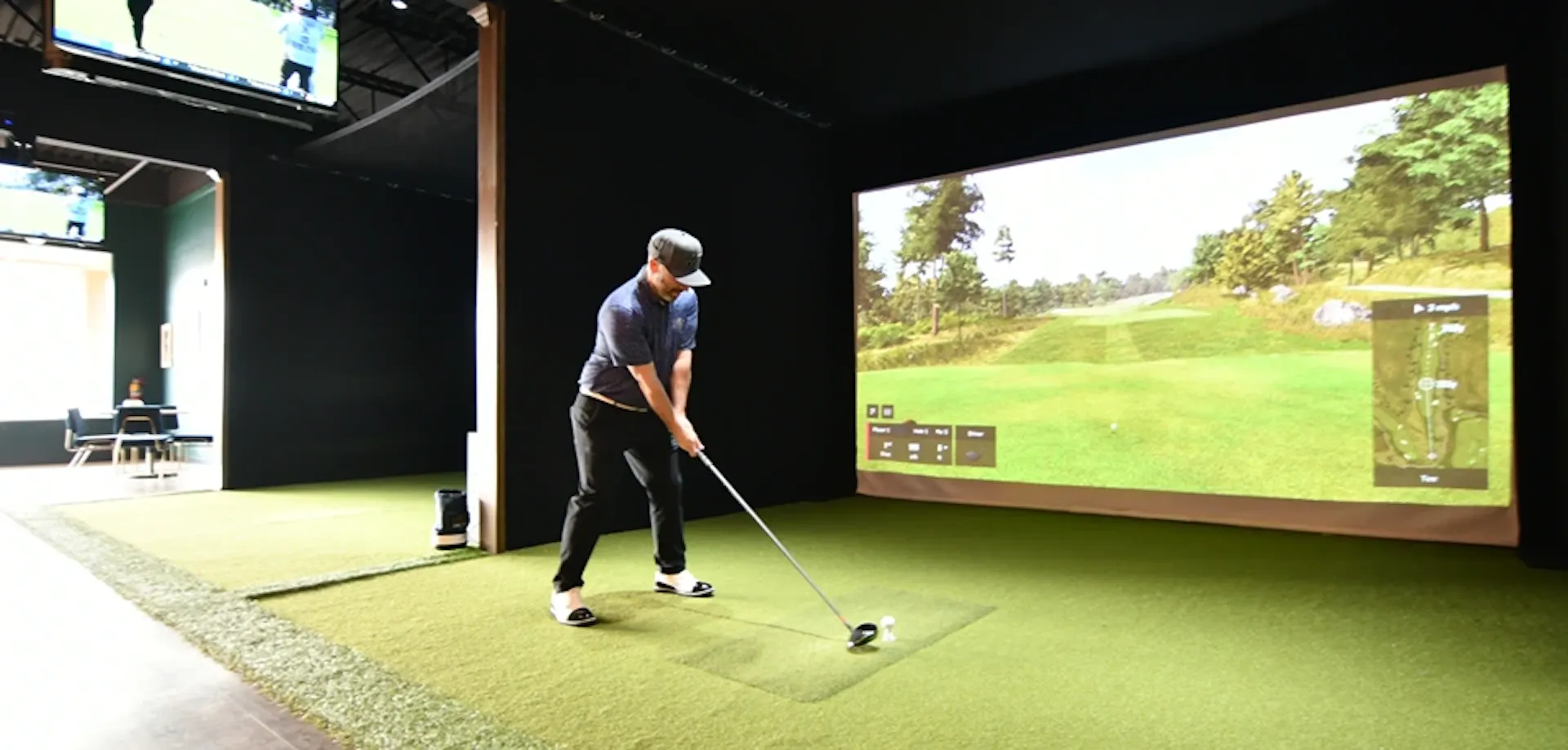 the-greens-indoor-golf-and-bar
